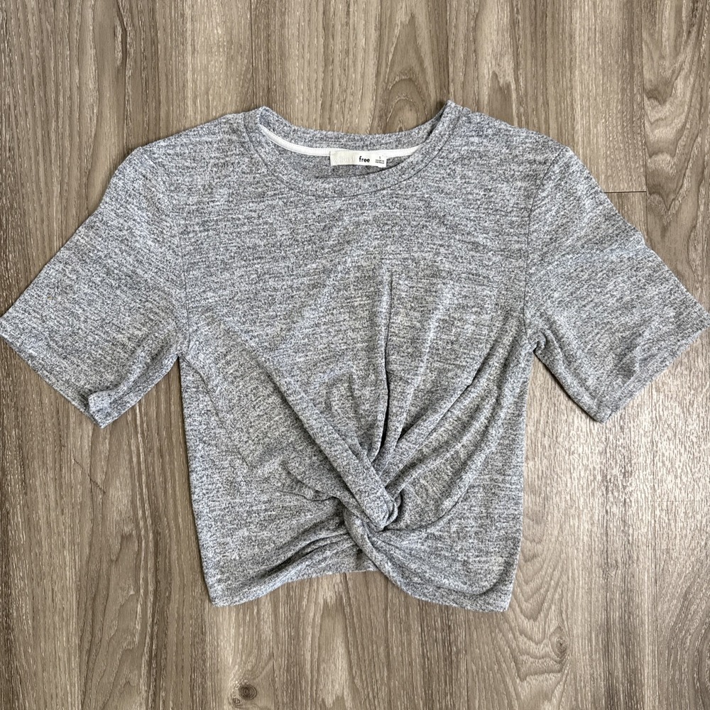Aritzia Wilfred Free Top Womens Small Heather Gray Subah Knit Front Knot Stretch